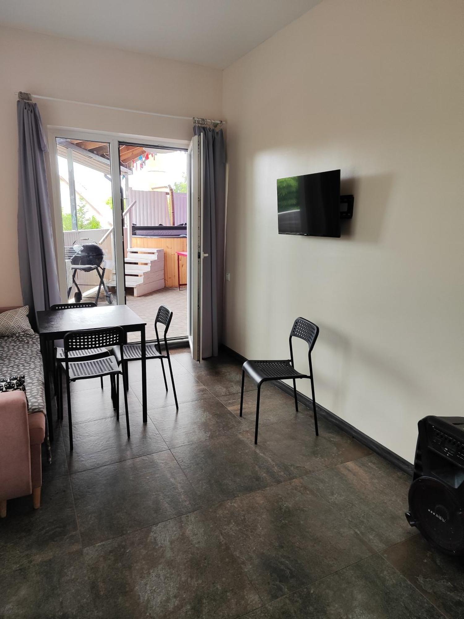 Apartment Jacuzzi Rr Terrace VNO Esterno foto